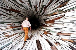 Illustration for article titled Texas House Sucked Into Wormhole